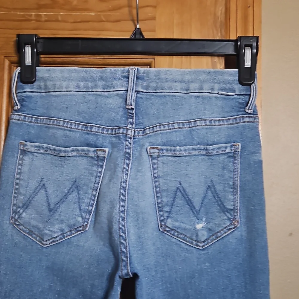 Mother High-Waisted Looker Ankle Fray Skinny Distessed Jeans